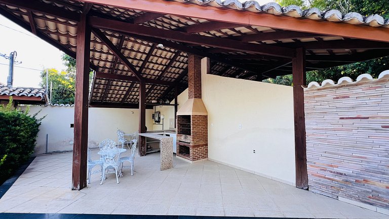 casa ampla individual no mundaí 400m da praia