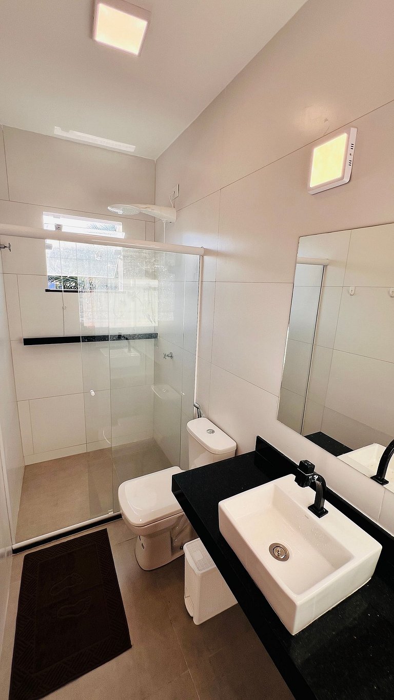 Duplex em cond. com 2 piscinas e 4 churrasqueiras
