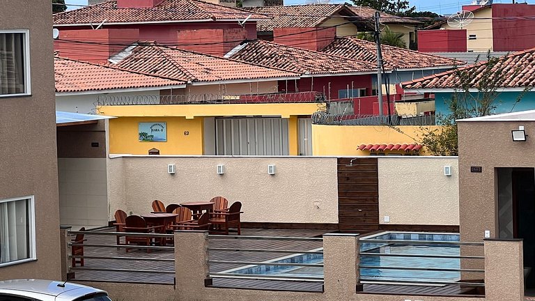 Duplex em cond. com 2 piscinas e 4 churrasqueiras